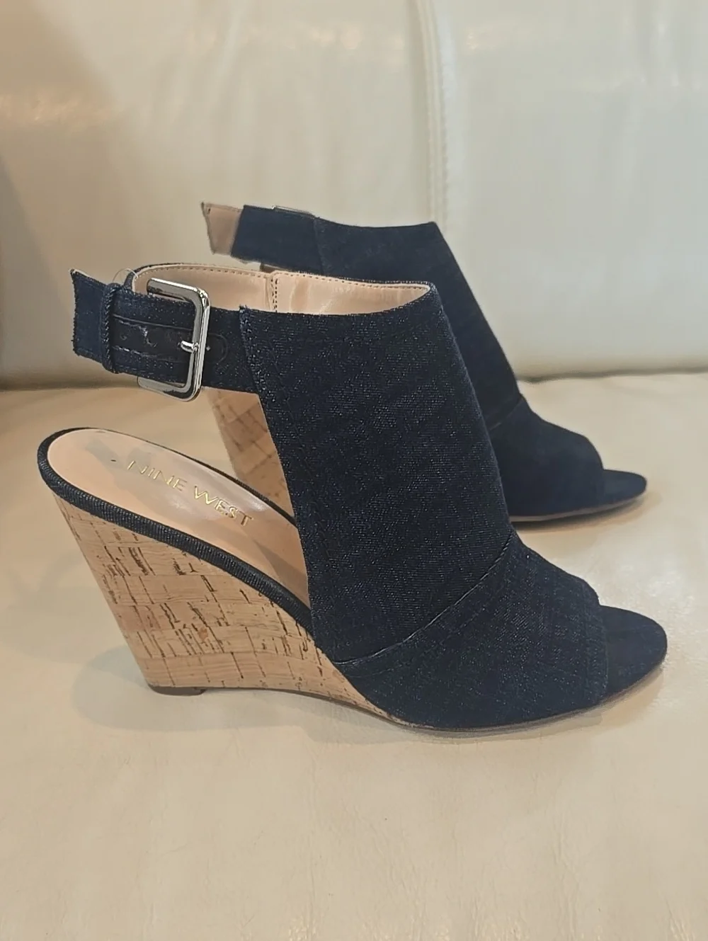 Nine West Open-Toe Ankle Wedges in Dark Navy Denim Size 6